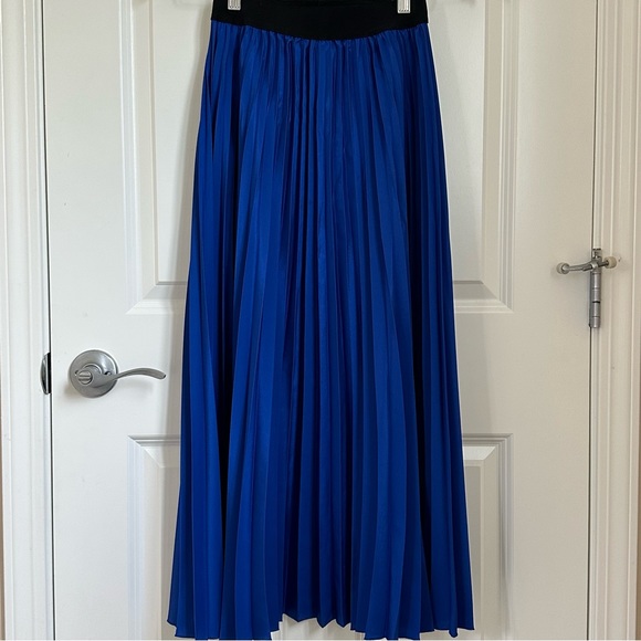 SOLD! on Ebay SportMax|Code MaxMara Label-cat Pleated Skirt.Size:IT40 US4/6. - Picture 9 of 14
